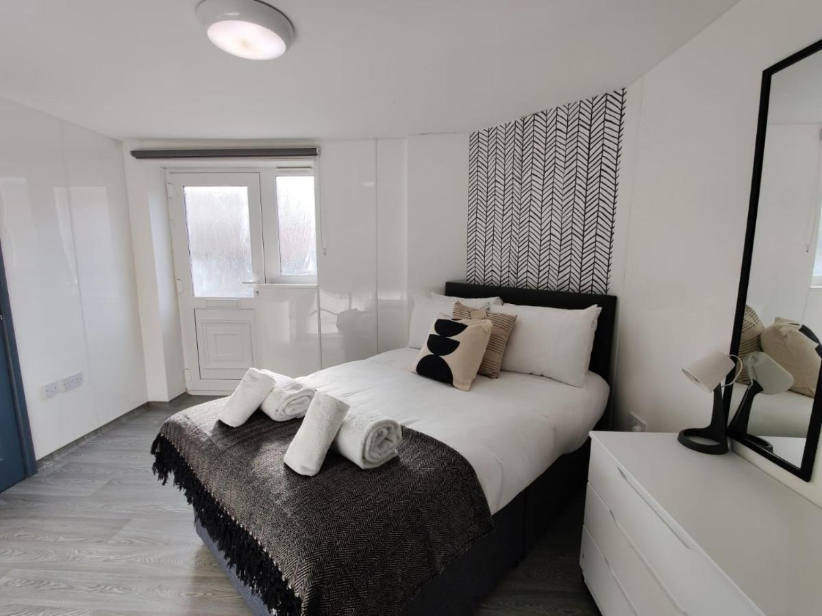 Double Ensuite Rooms Swansea Eksteriør bilde