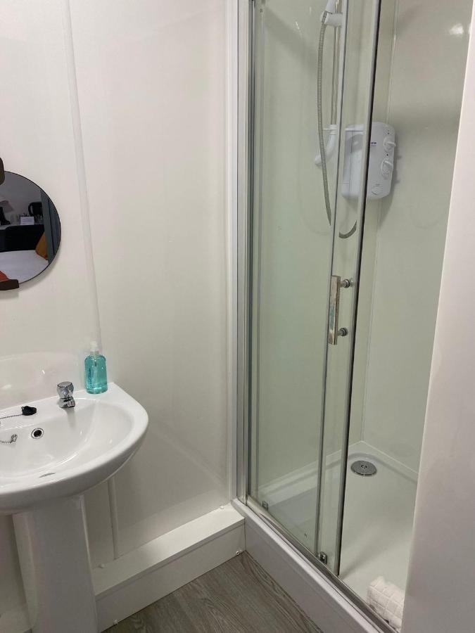 Double Ensuite Rooms Swansea Eksteriør bilde