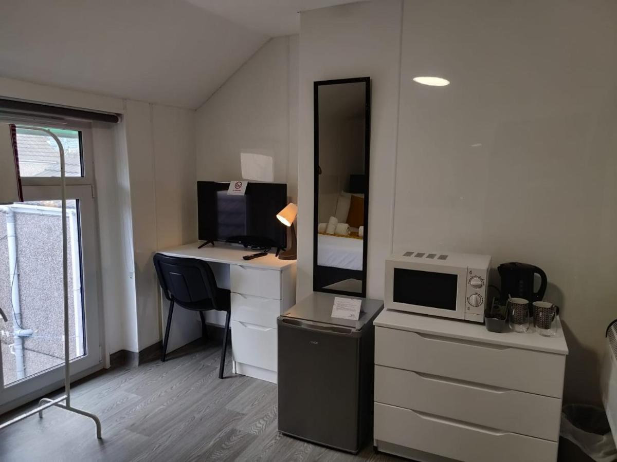 Double Ensuite Rooms Swansea Eksteriør bilde