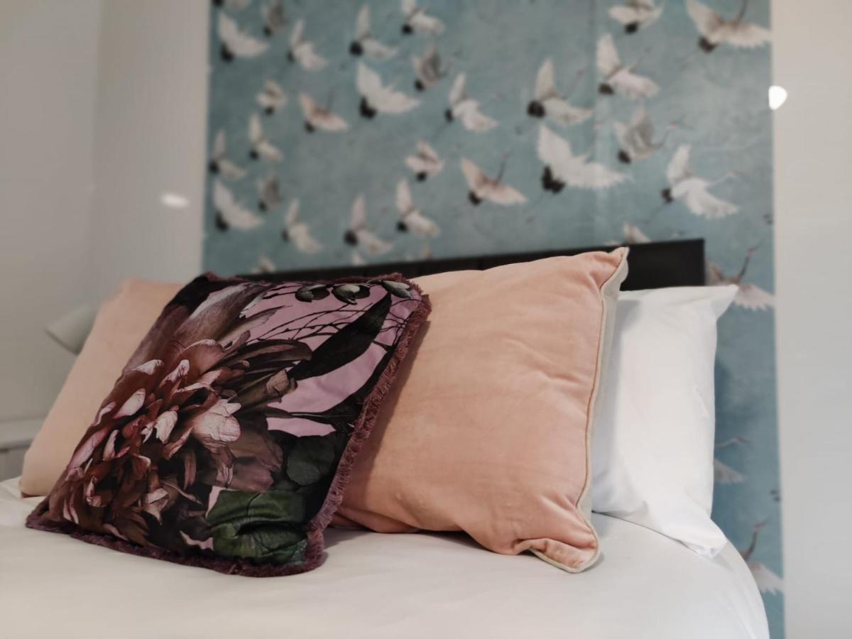 Double Ensuite Rooms Swansea Eksteriør bilde